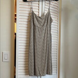 Brandy Melville Black and White Floral Midi Dress